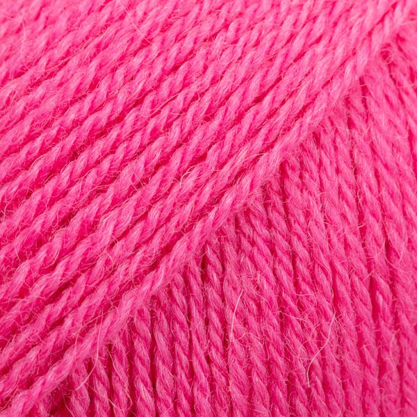 DROPS Flora Uni Colour garen - 50g - Magenta DROPS Flora Uni Colour garen - 50g - Magenta