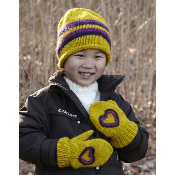 Breipatroon - Wanten en muts (junior maten) met hartmotief Breipatroon - Wanten en muts (junior maten) met hartmotief