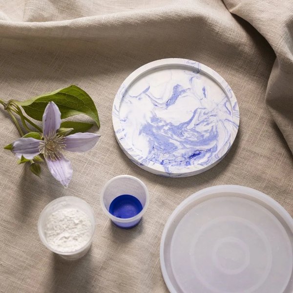 DIY Kit Harsgieten, Ronde bak met marmering DIY Kit Harsgieten, Ronde bak met marmering