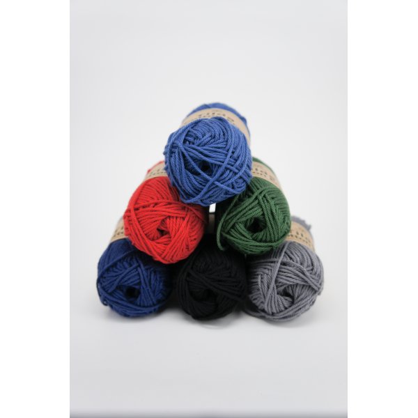 Zwart schaap Tilda Cotton Eco garen 25g