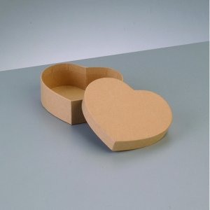Hart van essenhout 10,5 x 9 x H 3,6 cm Hart van essenhout 10,5 x 9 x H 3,6 cm