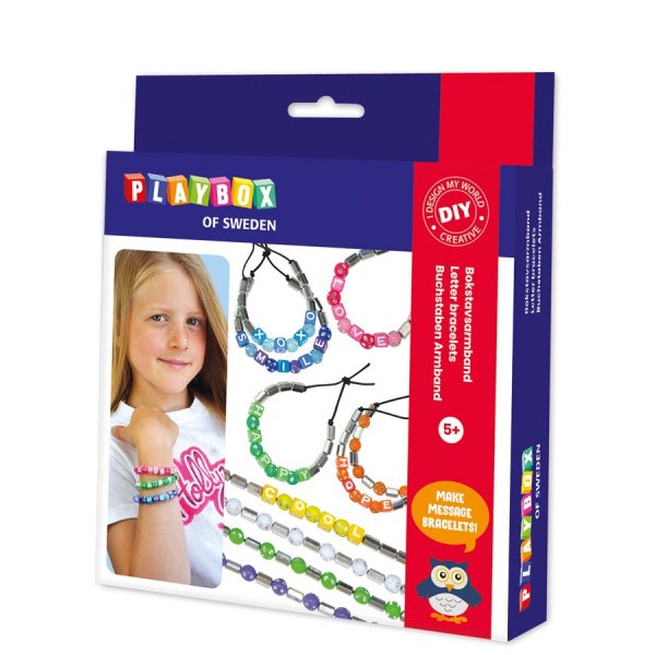 De knutselset met letterarmbanden