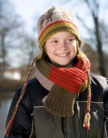 Breipatroon - Patroon gebreide muts en gestreepte sjaal Breipatroon - Patroon gebreide muts en gestreepte sjaal