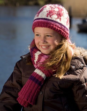 Breipatroon - Patroon gebreide muts en gestreepte sjaal Breipatroon - Patroon gebreide muts en gestreepte sjaal