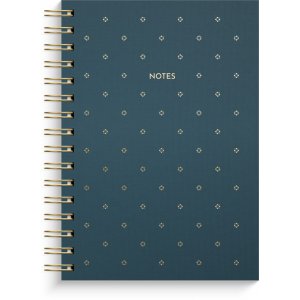 Notitieboekje A5 met stippen, bloemmotief en spiraalbinding. Notitieboekje A5 met stippen, bloemmotief en spiraalbinding.