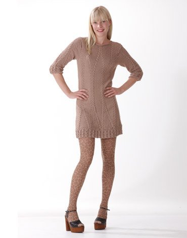 Breipatroon - Gevlochten tuniek (dames) Breipatroon - Gevlochten tuniek (dames)