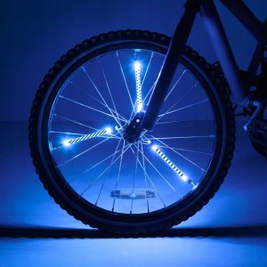 LED-spaaklampjes voor de fiets, blauw, 3-pack - werkt op batterijen LED-spaaklampjes voor de fiets, blauw, 3-pack - werkt op batterijen