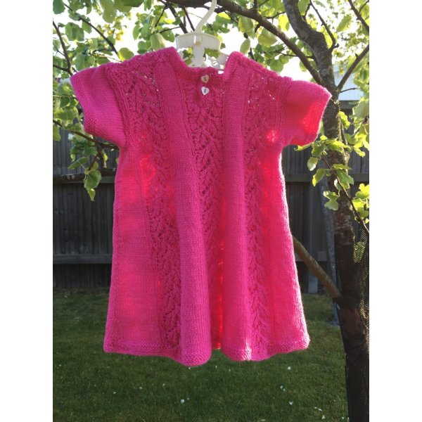 Breipatroon - Kinderjurkje en vestje set