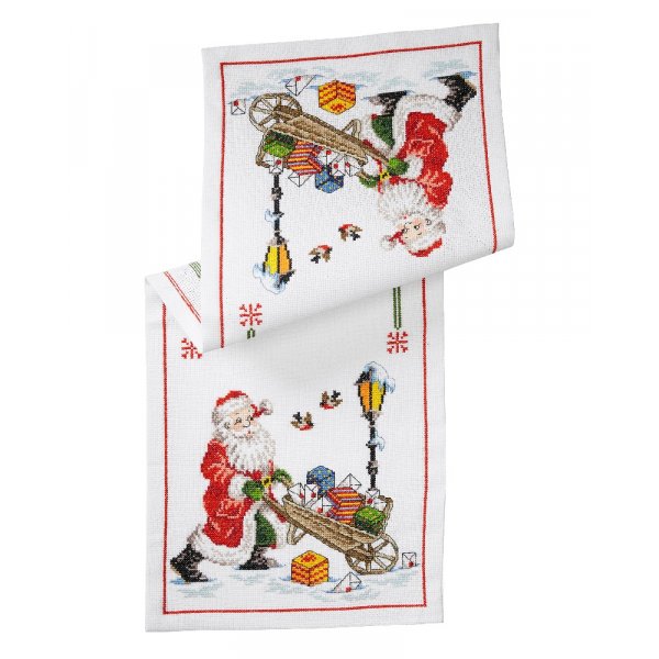 Borduurpakket Runner - Kerstman met kar