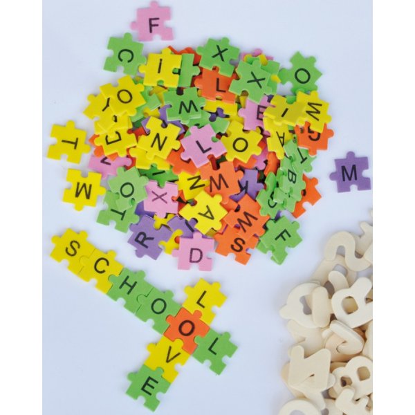 Puzzelletters EVA