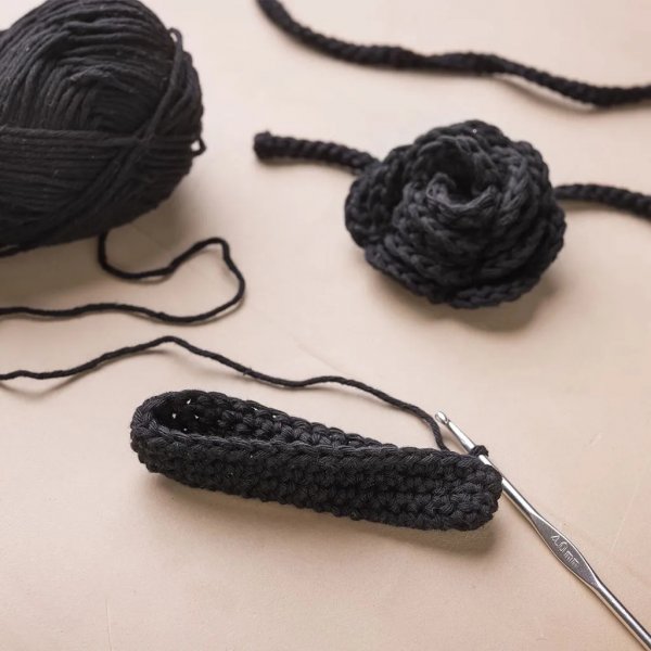 Mini DIY Kit Gehaakt, Tasje met roos Mini DIY Kit Gehaakt, Tasje met roos