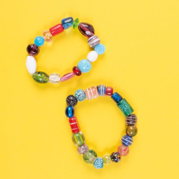 Gemengde glaskralen 1 kg Gemengde glaskralen 1 kg