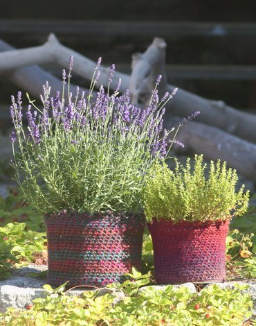 Haakpatroon - Gehaakte hoezen en tafelkleed in 3-dubbel