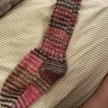 Klant imago DROPS Fabel Long Print garen - 50g - Rozenmist (623)