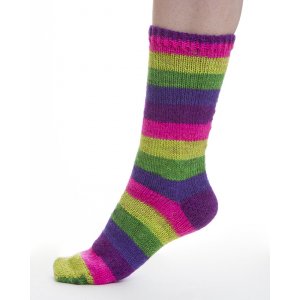 Vikinggaren Aurora 150g - Geel/Cerise/Groen (639) Vikinggaren Aurora 150g - Geel/Cerise/Groen (639)